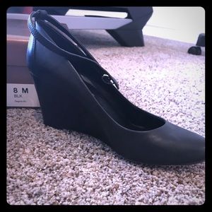 Audrey Brooke Wedges